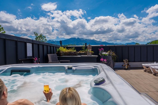 Zdjęcie - Pakiet dla dwojga - pokoje i restauracja Harenda - noclegi Zakopane